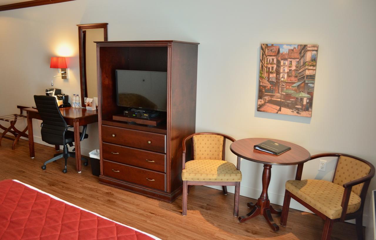 Hotel Le Floral Sherbrooke Kültér fotó
