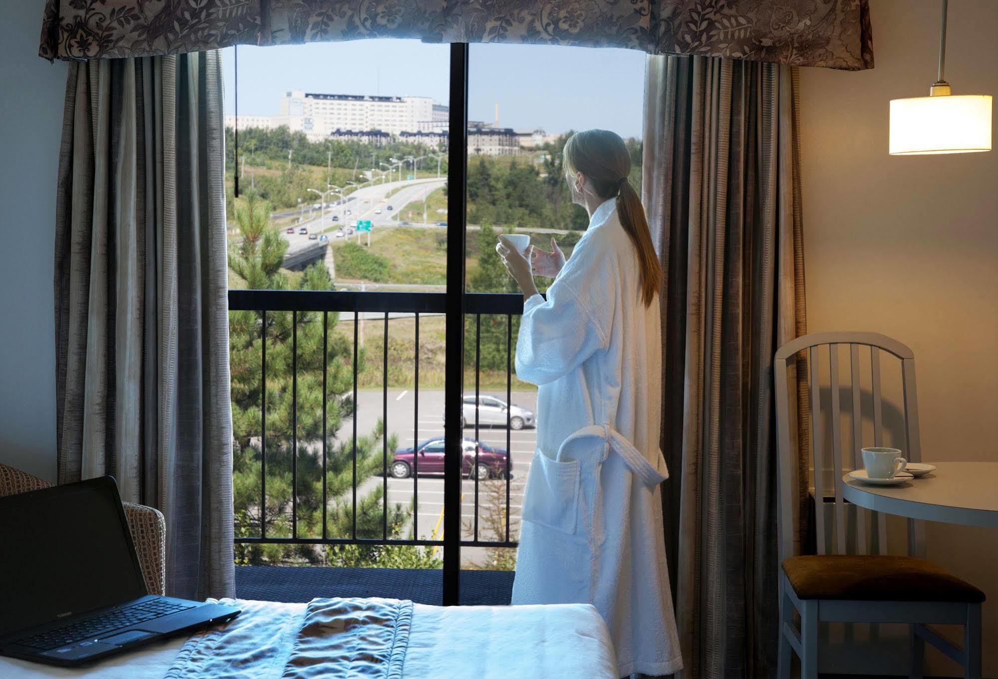 Hotel Le Floral Sherbrooke Kültér fotó