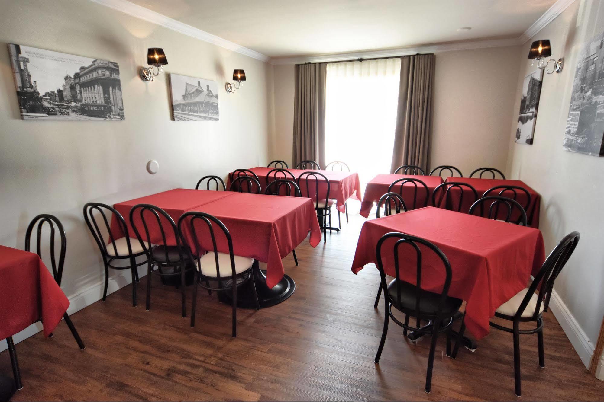 Hotel Le Floral Sherbrooke Kültér fotó
