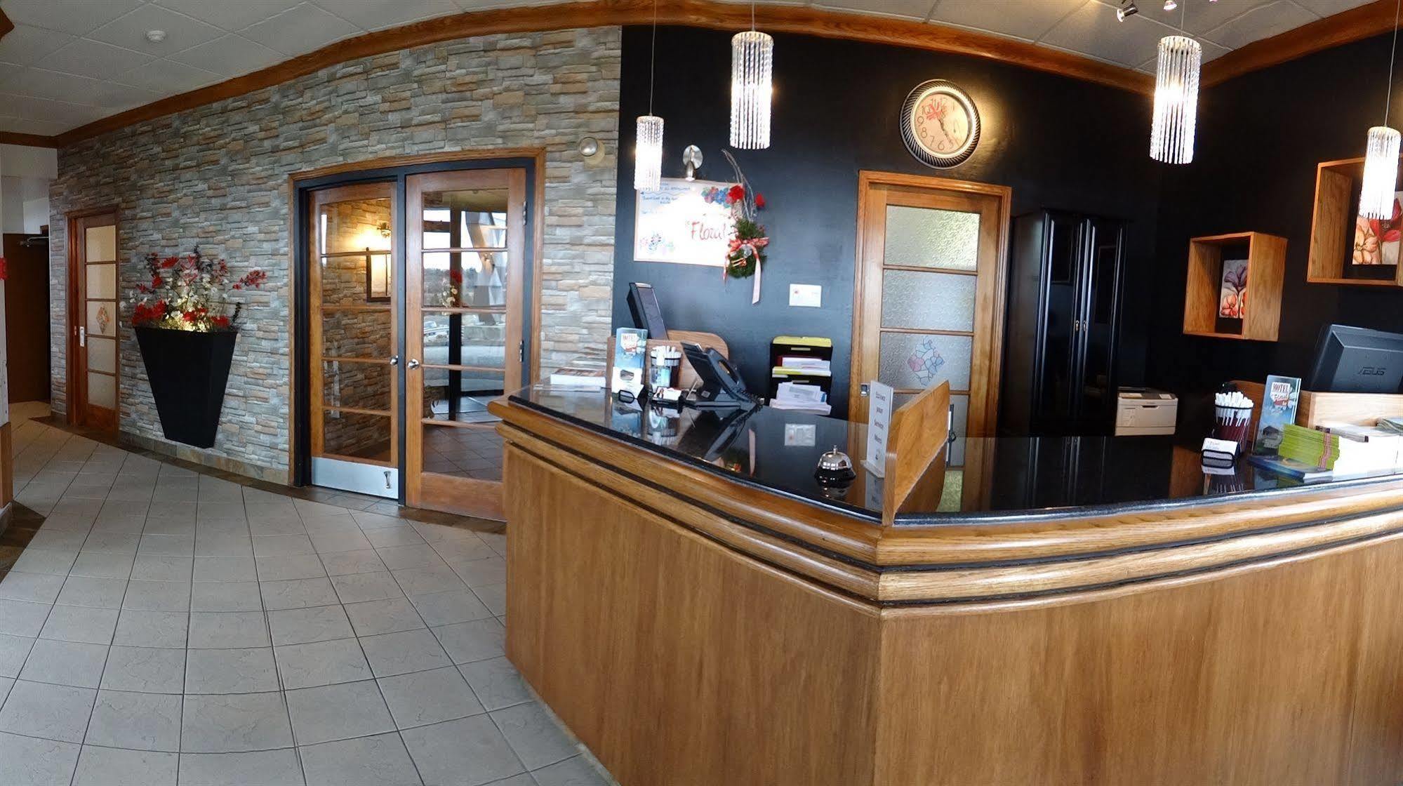 Hotel Le Floral Sherbrooke Kültér fotó